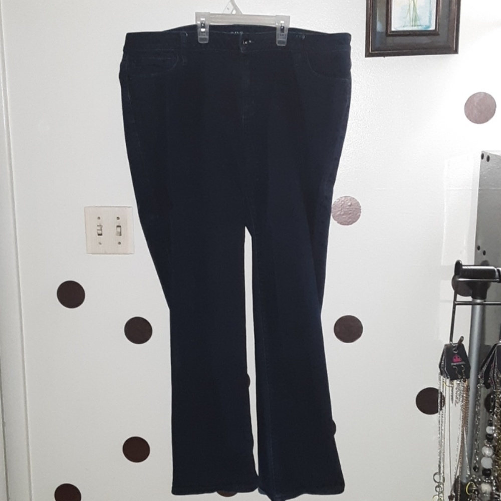 Dark wash Jean's boot cut